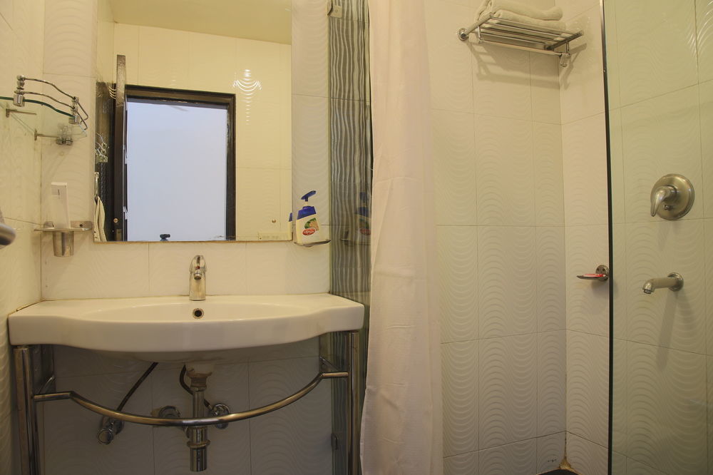 Fabhotel Exotica Greenpark New Delhi Luaran gambar